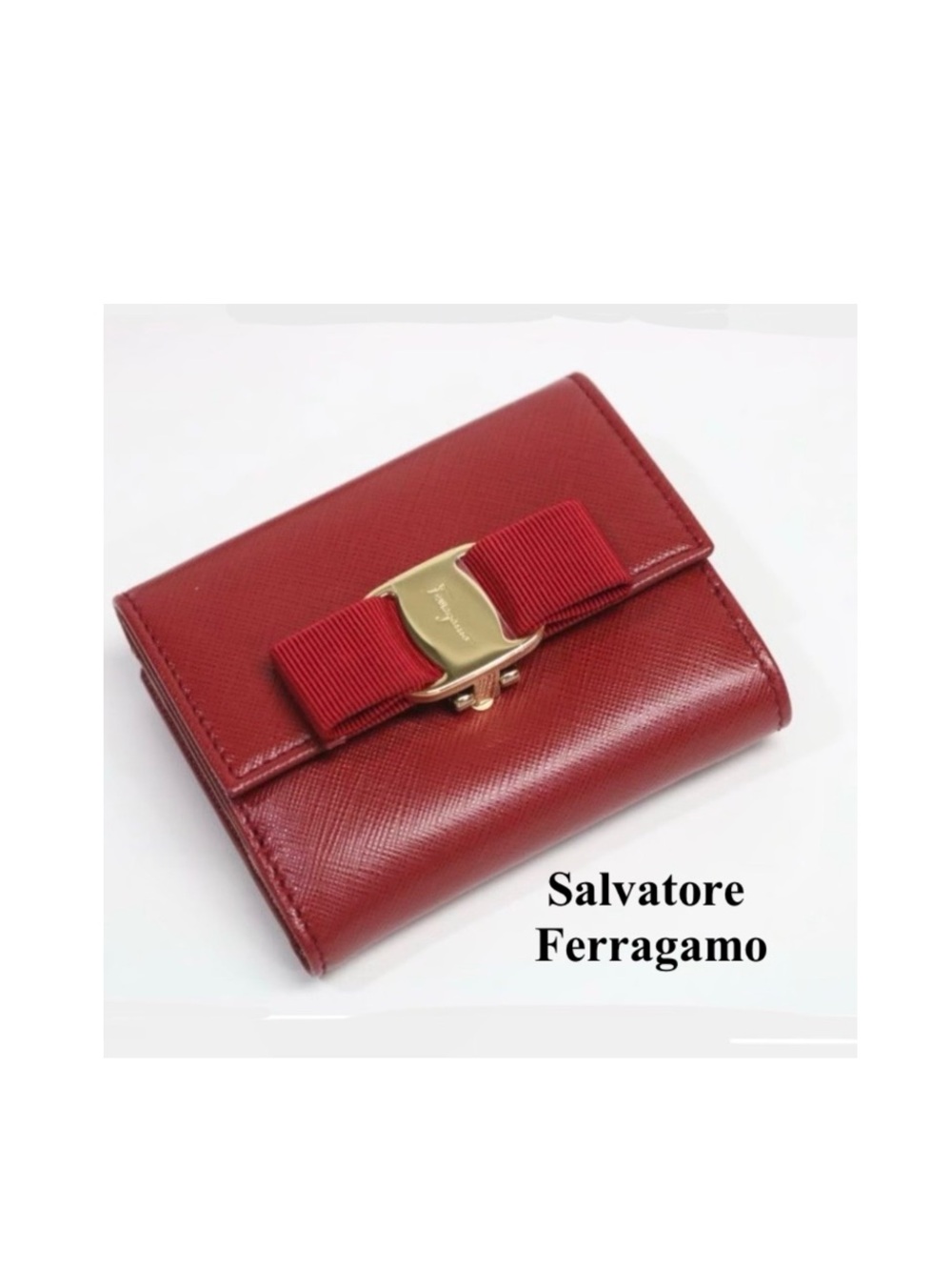 SALVATORE FERRAGAMO Red Vara Bow Compact Wallet⭐️⭐️⭐️⭐️